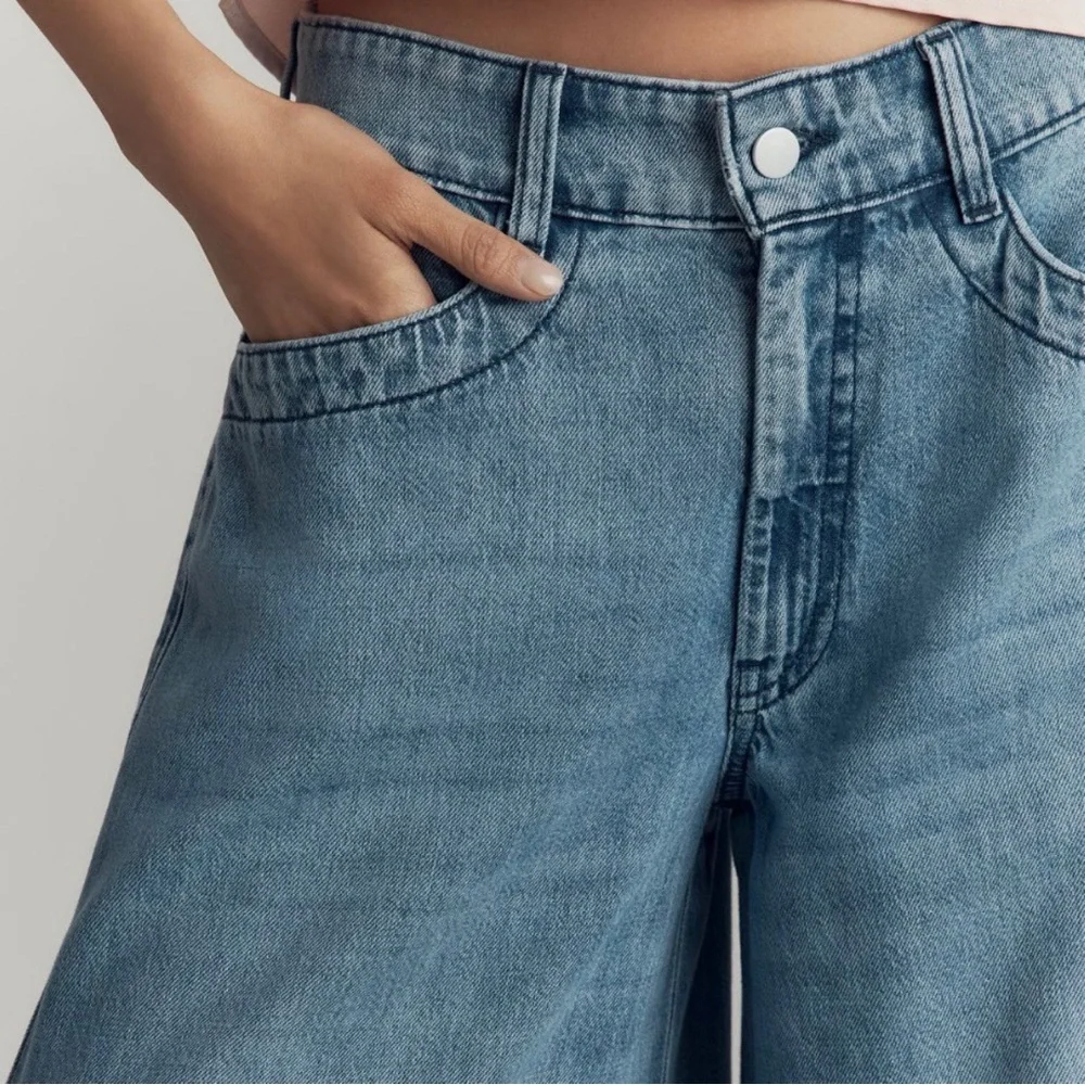 Anthropologie Pilcro Mid-Rise Super Wide Leg Jeans
Elkhorn Coral Blue 30 NWT - Picture 14 of 16